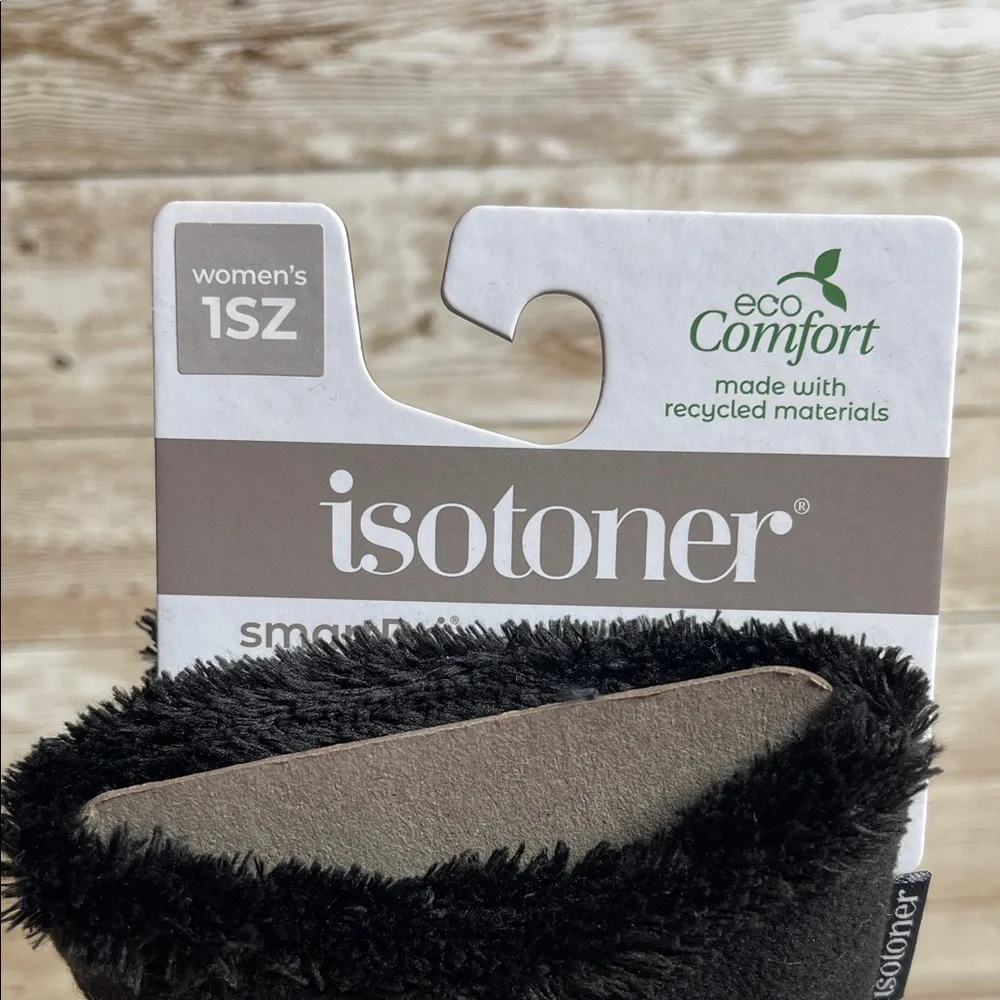 Isotoner Black Women's Gloves Retails $50‎